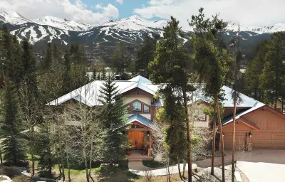 Cherry Ridge by AvantStay Hotels in 