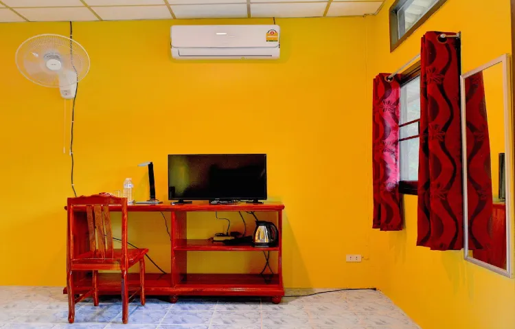 ห้องพักพร้อมพัดลม(เตียงใหญ่)