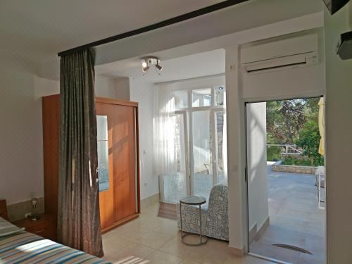 Apartment Paladin One-Bedroom Apartment