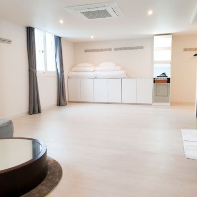 Main Building Deluxe Ondol With Roof Top Owl Hotel Promo Code