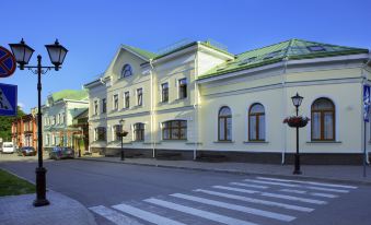 Dvor Podznoeva Business