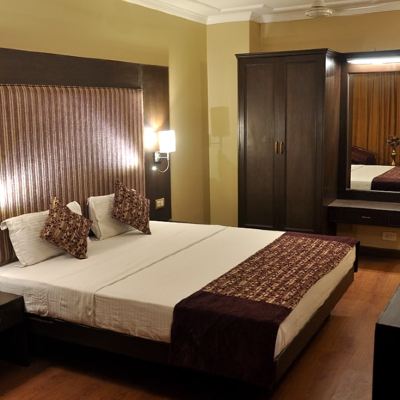 Deluxe Room Hotel the Majestic Promo Code