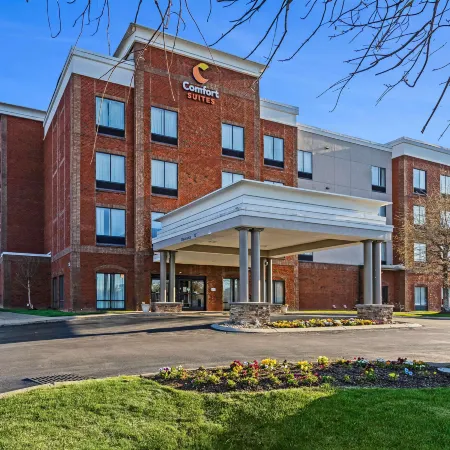 Comfort Suites