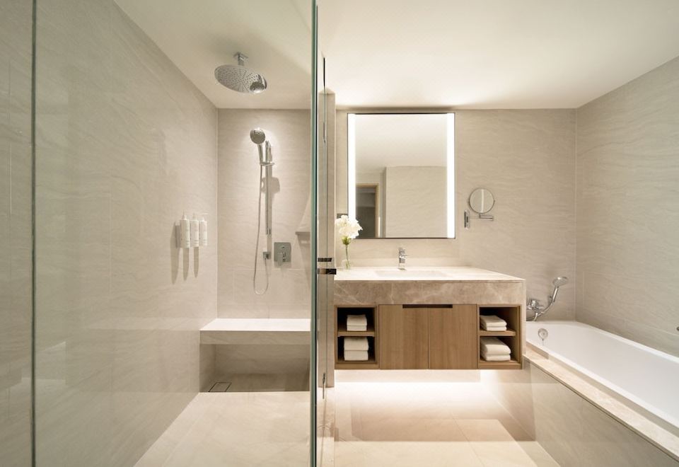 Marriott Executive Apartments Bangkok, Sukhumvit 50Studio Deluxe Balcony, Studio, 1 King, City View, Balcony