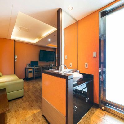 VIP (Netflix, Massage Or Terrace Random, Bathtub) 호텔 아르고 서울 쿠폰