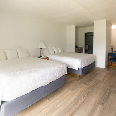 Deluxe Room with Kitchen Jot's Resort Promo Code