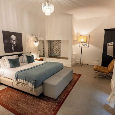 Budget Room Le Consulat Promo Code