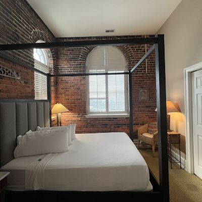 Kipling Room Front Street Inn Promo Code