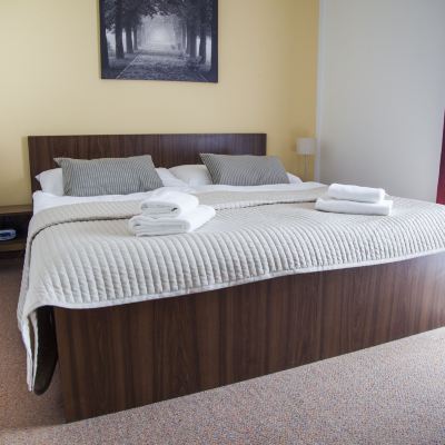 Queen Suite With Sofa Bed Hotel Eminent Promo Code