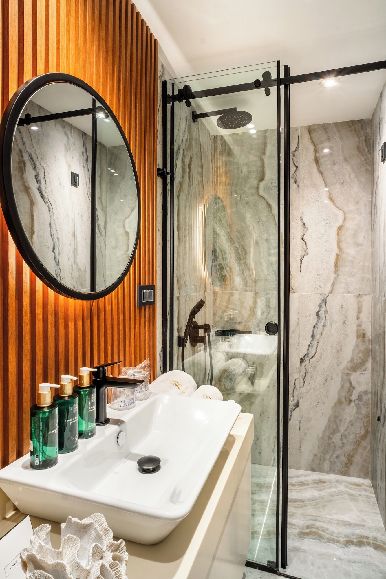 部分海景豪华双人间