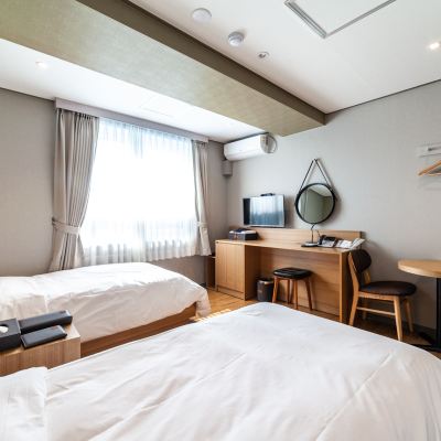 Standard Twin Room Olympia Hotel Promo Code