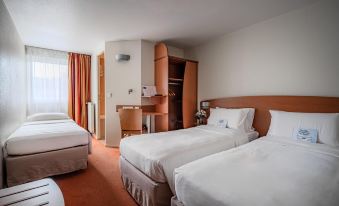 Kyriad Rennes Nord Hotel - Housity