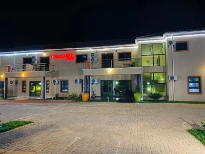 Voyager Inn Hotel Отели в г. 