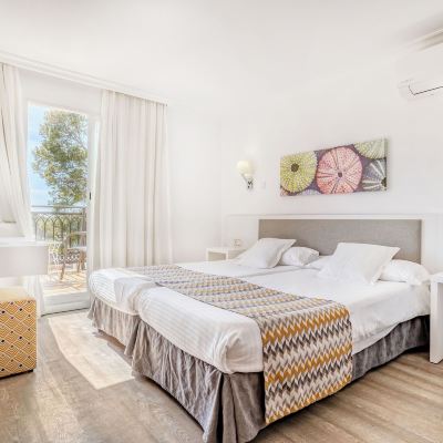 Standard Double Room Morlans Garden Promo Code
