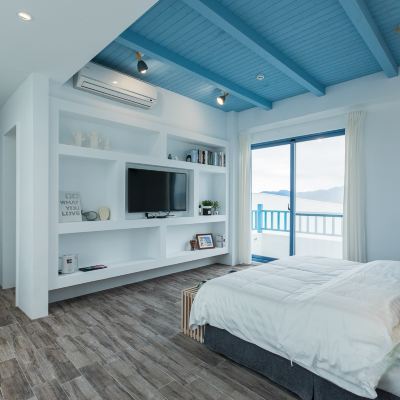 White Double Room with Ocean View