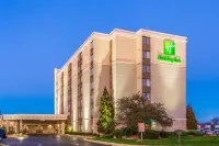 โรงแรม ฮอลิเดย์ อินน์ ร็อกฟอร์ด บาย IHG