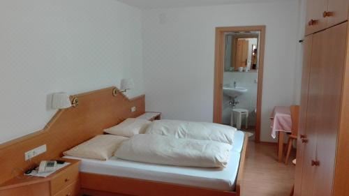 Pensione Valbona Double Room