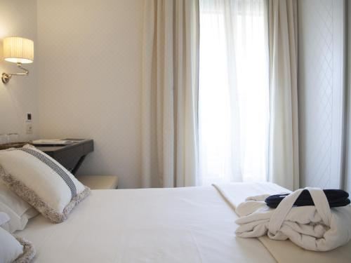 单人间 - 带小型双人床