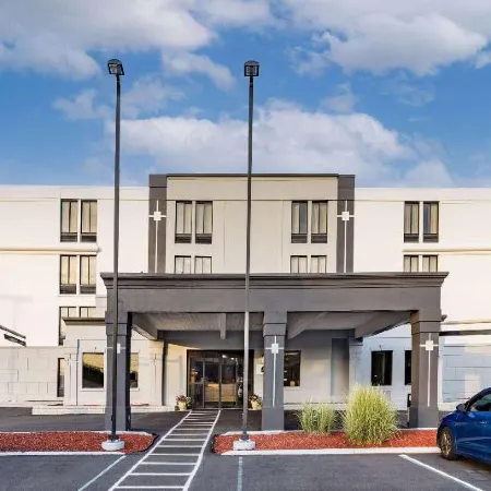 Spark by Hilton Fishkill Отели в г. Фишкилл