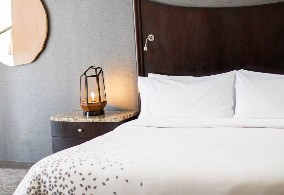 Renaissance Raleigh North Hills HotelKing Room