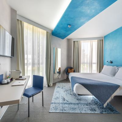 Deluxe Room Carrick Hotel Promo Code