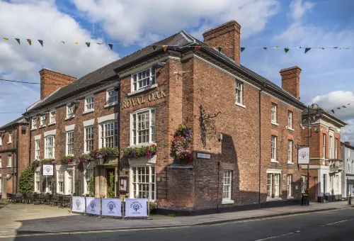 The Royal Oak Hotel, Welshpool - the Coaching Inn Group