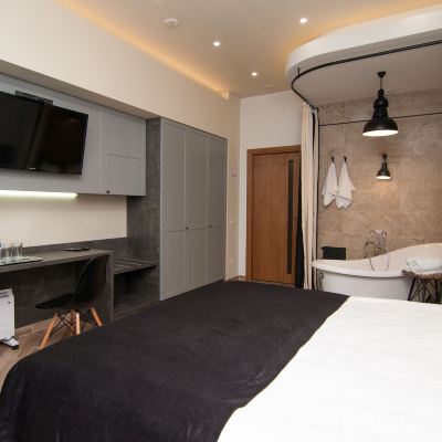 Luxury King Room with Balcony Komilfo Hotel Promo Code