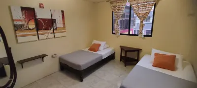 Dreamkapture Hostel Close to the Airport and Bus Terminal Hotel a 