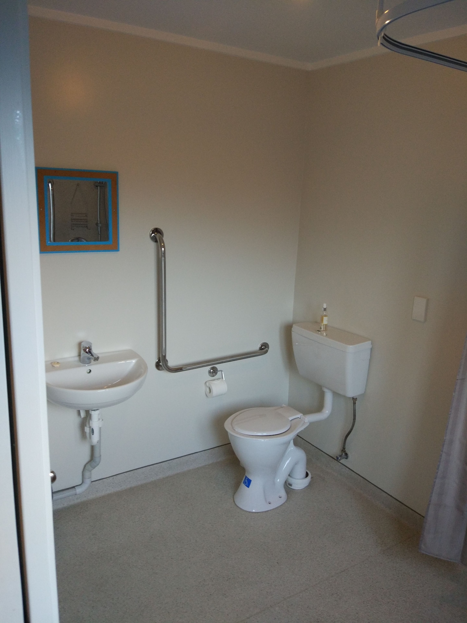 大床间 - 带连接浴室