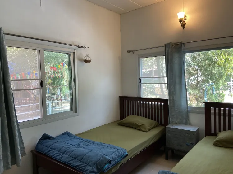 บ้านเมซองแนตสองห้องนอนพร้อมวิวเนินเขา