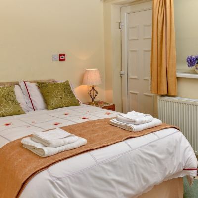 Standard Double Room with Ensuite The Warren Guest House Promo Code