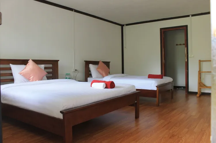 Basic Double Room With 1 King Bed Non Smoking