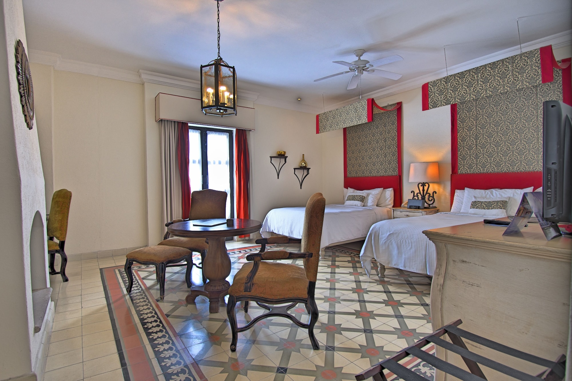 套房， 2 张双人床