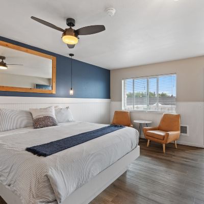 Deluxe Studio With Jetted Tub Boardwalk Cottages Promo Code