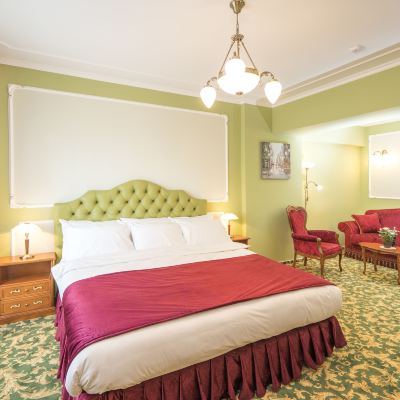 Executive Suite With Balcony Studio One Accommodation Suites Promo Code