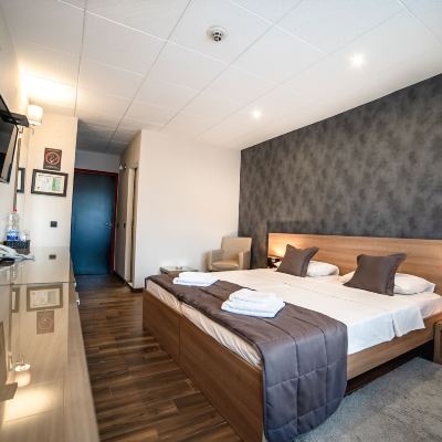 Double/Twin Room Hotel Novi Sad Promo Code