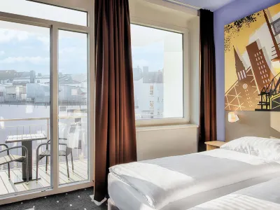 B&B HOTEL Kiel-Holstenbrücke Отели в г. 