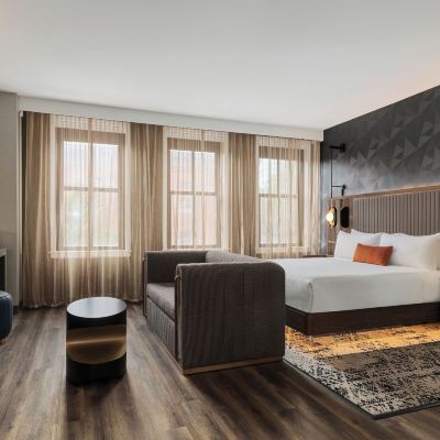 Deluxe King Room with Sofa Bed The Berkeley Hotel Promo Code
