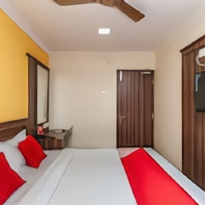 Classic Room OYO 27038 Anandha Rooms Promo Code