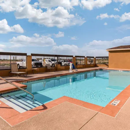 Quality Inn & Suites Carlsbad Caverns Area Отели в г. Эдди