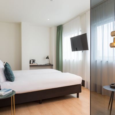 Comfort Double Room The James Hotel Rotterdam Promo Code