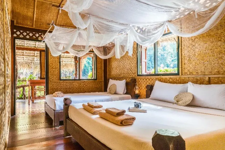 Floating Raft Twin Room