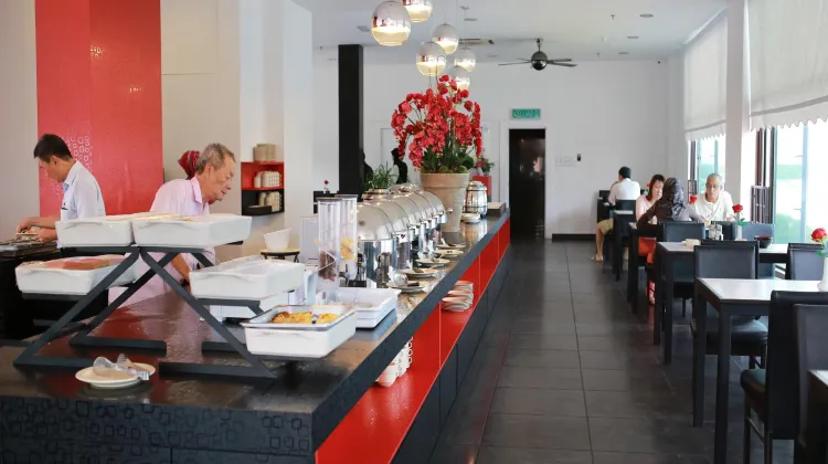 クリスタル ロッジ 食事・レストラン