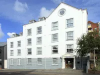 Saco Jersey - Merlin House Hotels in 