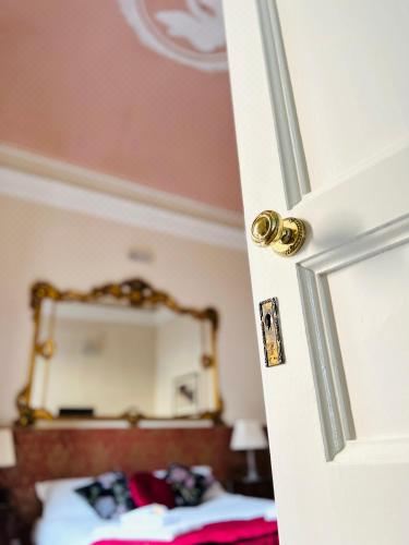 双人房（带独立浴室）