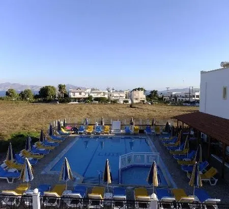 Yiannis Apartments