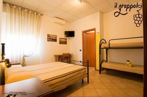 三人房（带独立浴室）