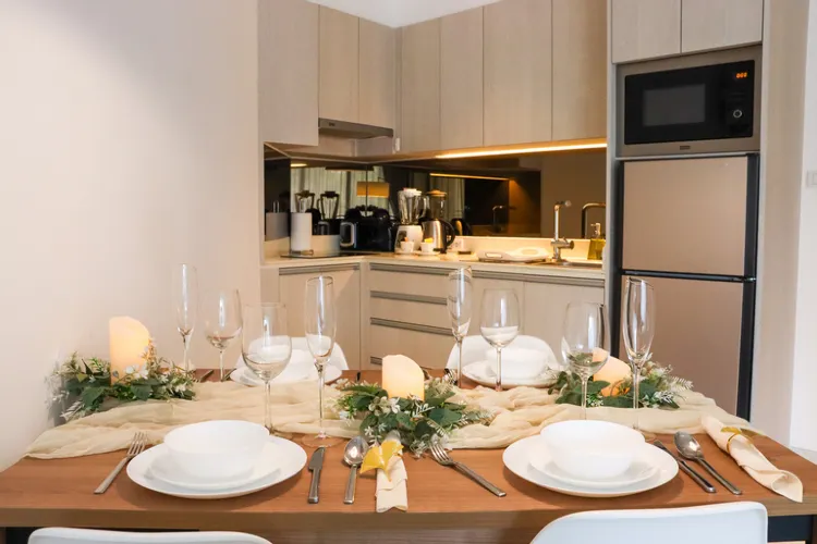 ห้องพัก 1 ห้องนอนพร้อมวิวทะเลสาบและสระว่ายน้ำ