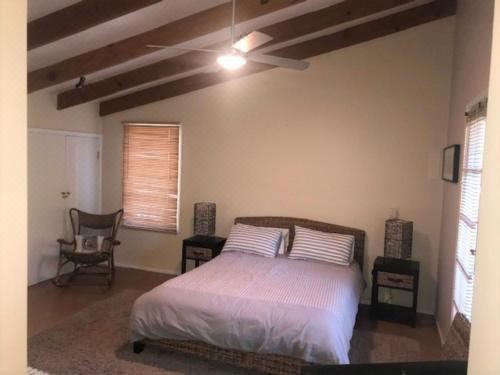 Grossard Point Retreat Three-Bedroom House