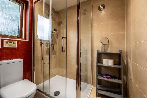 套房（带热水浴缸）